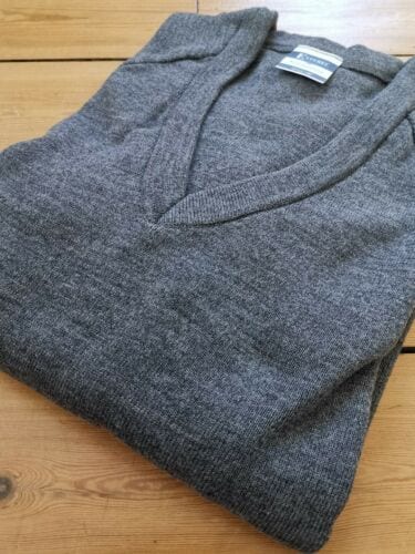 Chetwynde V Neck Jumper - Identity